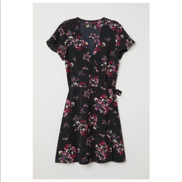 NWOT H&M patterned floral wrap dress - Picture 2 of 2